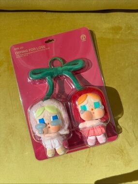 Crying For Love Twin Plush Keychain Set - Pink & Red
